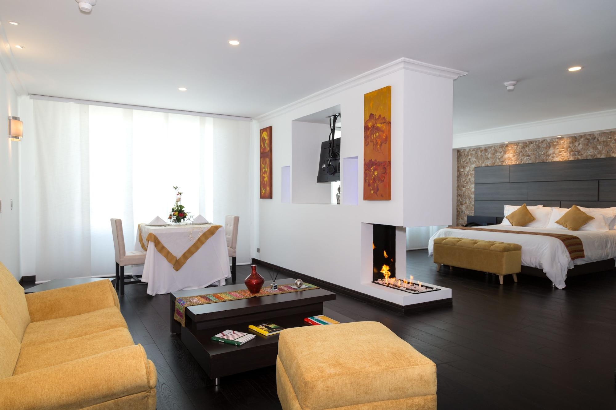 Varuna Hotel